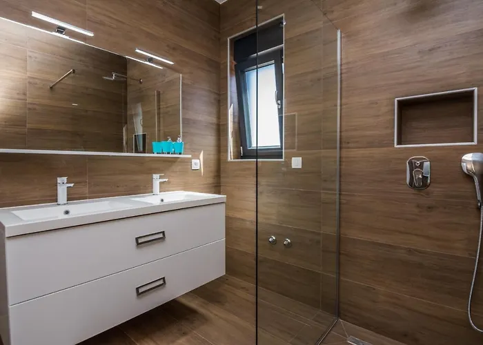 Ivi Holiday home *