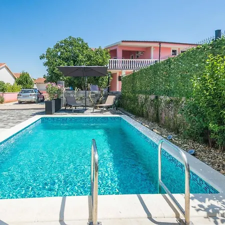 Ivi Vakantiehuis Vir